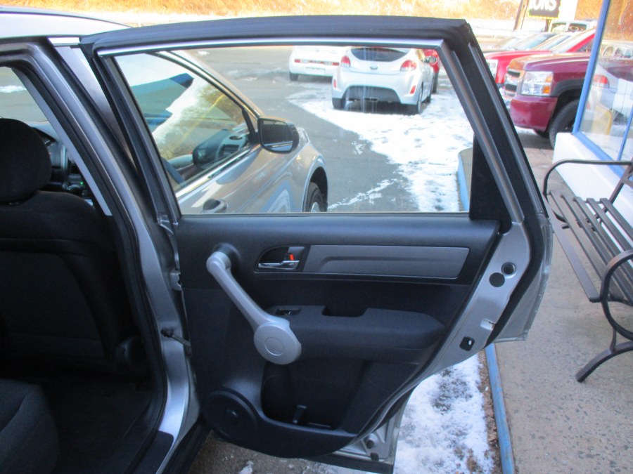 2007 Honda CR-V 4WD 5dr LX, available for sale in Meriden, Connecticut | Cos Central Auto. Meriden, Connecticut 2007 Honda CR-V 4WD 5dr LX, available for sale in Meriden, Connecticut | Cos Central Auto. Meriden, Connecticut