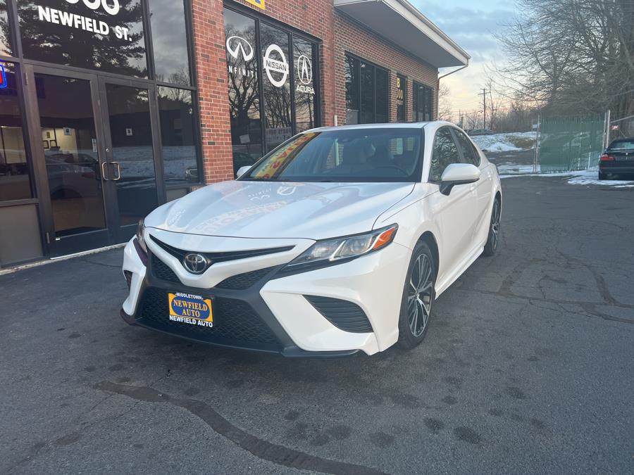 2018 Toyota Camry SE Auto (Natl), available for sale in Middletown, Connecticut | Newfield Auto Sales. Middletown, Connecticut