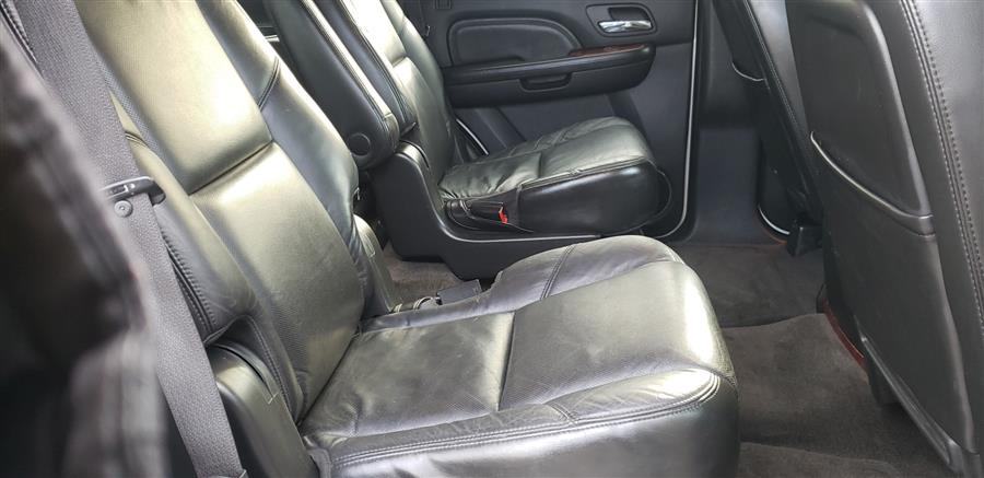 2009 Cadillac Escalade AWD 4dr, available for sale in Little Ferry, New Jersey | Victoria Preowned Autos Inc. Little Ferry, New Jersey 2009 Cadillac Escalade AWD 4dr, available for sale in Little Ferry, New Jersey | Victoria Preowned Autos Inc. Little Ferry, New Jersey