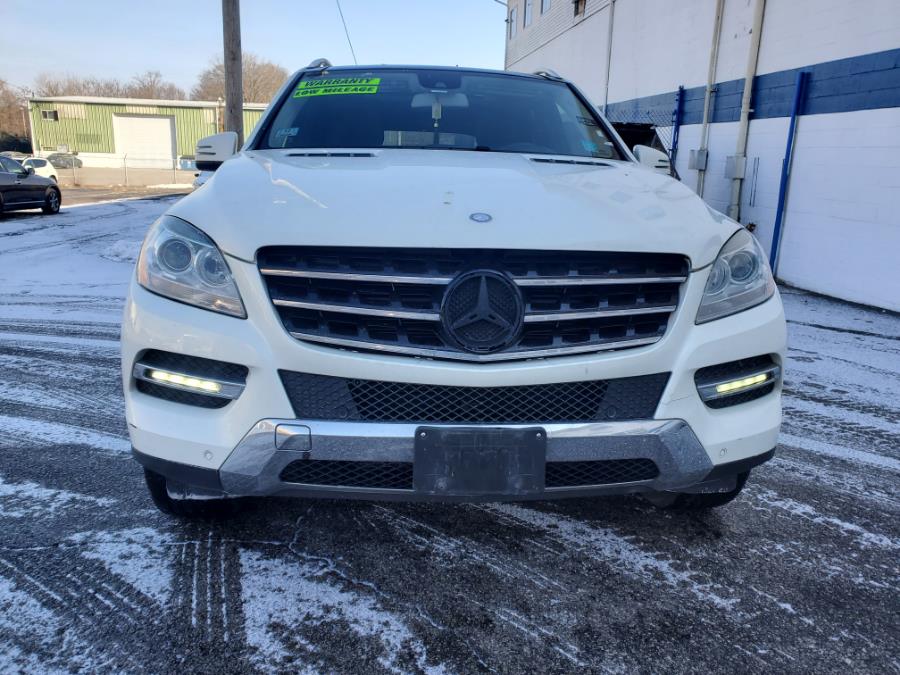 Used Mercedes-Benz M-Class 4MATIC 4dr ML 350 2014 | Capital Lease and Finance. Brockton, Massachusetts