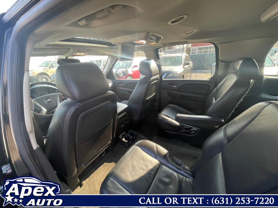Used Chevrolet Suburban 4WD 4dr 1500 LTZ 2010 | Apex Auto. Selden, New York Used Chevrolet Suburban 4WD 4dr 1500 LTZ 2010 | Apex Auto. Selden, New York