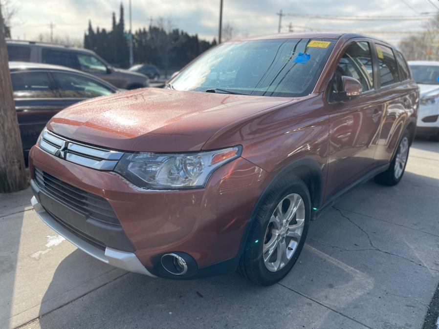 Used Mitsubishi Outlander 4WD 4dr SE 2015 | NYC Automart Inc. Brooklyn, New York Used Mitsubishi Outlander 4WD 4dr SE 2015 | NYC Automart Inc. Brooklyn, New York