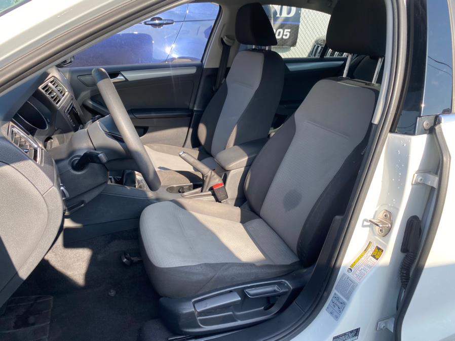 2017 Volkswagen Jetta 1.4T S Manual, available for sale in Jamaica, New York | Sunrise Autoland. Jamaica, New York 2017 Volkswagen Jetta 1.4T S Manual, available for sale in Jamaica, New York | Sunrise Autoland. Jamaica, New York