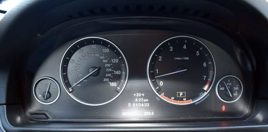 Used BMW 5 Series 4dr Sdn 535i xDrive AWD 2011 | Highline Car Connection. Waterbury, Connecticut Used BMW 5 Series 4dr Sdn 535i xDrive AWD 2011 | Highline Car Connection. Waterbury, Connecticut