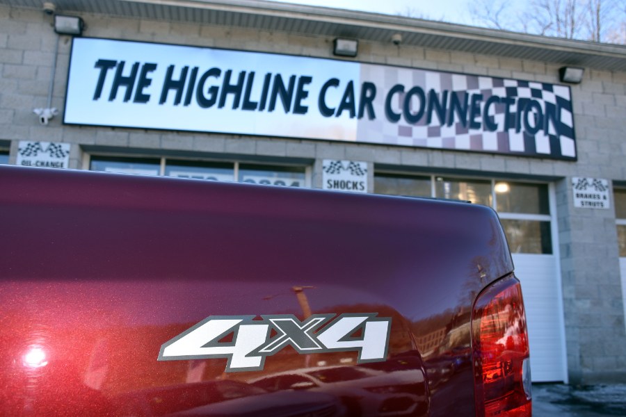 Used Chevrolet Silverado 1500 4WD Ext Cab 143.5" LT 2013 | Highline Car Connection. Waterbury, Connecticut Used Chevrolet Silverado 1500 4WD Ext Cab 143.5" LT 2013 | Highline Car Connection. Waterbury, Connecticut