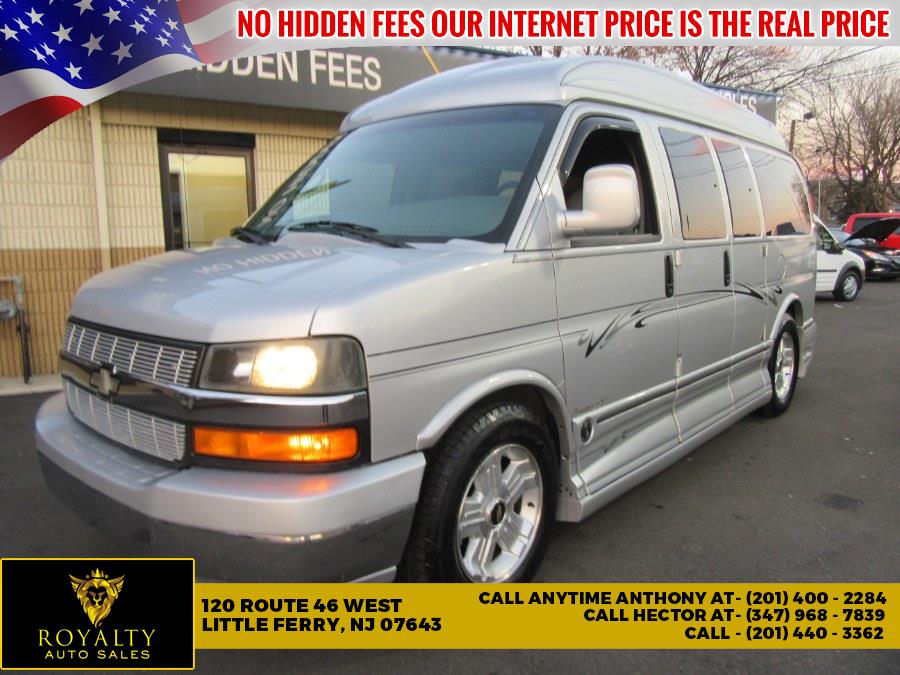 2004 Chevrolet Express Passenger 1500 135" WB RWD, available for sale in Little Ferry, New Jersey | Royalty Auto Sales. Little Ferry, New Jersey