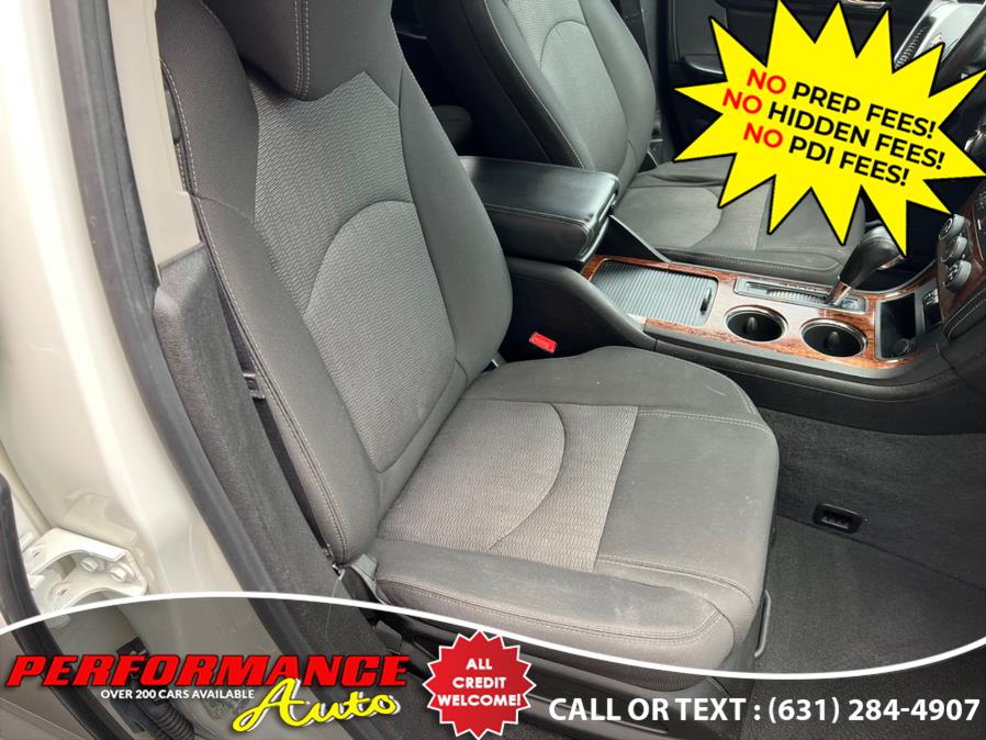 2014 Chevrolet Traverse AWD 4dr LT w/1LT, available for sale in Bohemia, New York | Performance Auto Inc. Bohemia, New York 2014 Chevrolet Traverse AWD 4dr LT w/1LT, available for sale in Bohemia, New York | Performance Auto Inc. Bohemia, New York