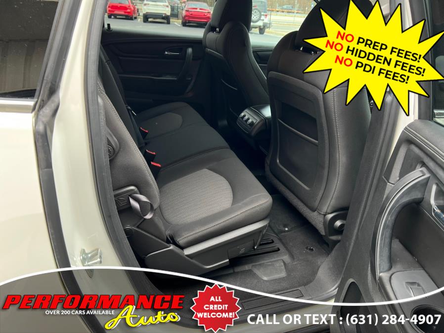 2014 Chevrolet Traverse AWD 4dr LT w/1LT, available for sale in Bohemia, New York | Performance Auto Inc. Bohemia, New York 2014 Chevrolet Traverse AWD 4dr LT w/1LT, available for sale in Bohemia, New York | Performance Auto Inc. Bohemia, New York