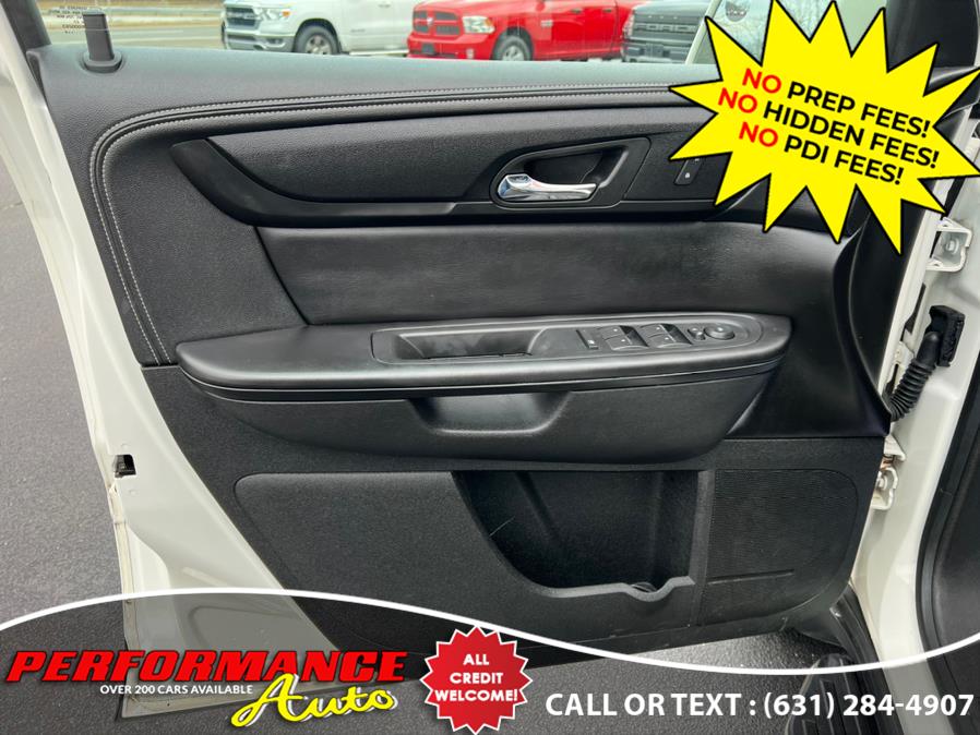 2014 Chevrolet Traverse AWD 4dr LT w/1LT, available for sale in Bohemia, New York | Performance Auto Inc. Bohemia, New York 2014 Chevrolet Traverse AWD 4dr LT w/1LT, available for sale in Bohemia, New York | Performance Auto Inc. Bohemia, New York