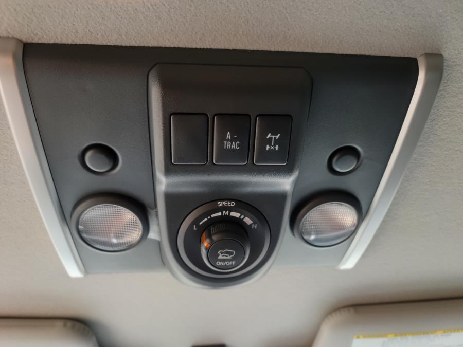 2013 Toyota FJ Cruiser 4WD 4dr Auto Trail Teams Special Edition, available for sale in Wantagh, New York | Alpine Motors Inc. Wantagh, New York 2013 Toyota FJ Cruiser 4WD 4dr Auto Trail Teams Special Edition, available for sale in Wantagh, New York | Alpine Motors Inc. Wantagh, New York
