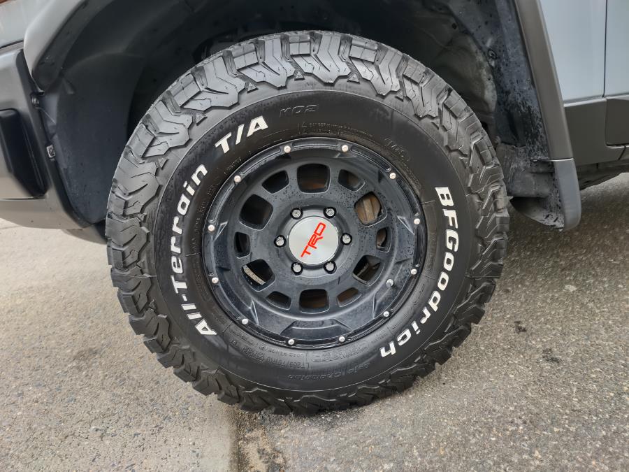 2013 Toyota FJ Cruiser 4WD 4dr Auto Trail Teams Special Edition, available for sale in Wantagh, New York | Alpine Motors Inc. Wantagh, New York 2013 Toyota FJ Cruiser 4WD 4dr Auto Trail Teams Special Edition, available for sale in Wantagh, New York | Alpine Motors Inc. Wantagh, New York