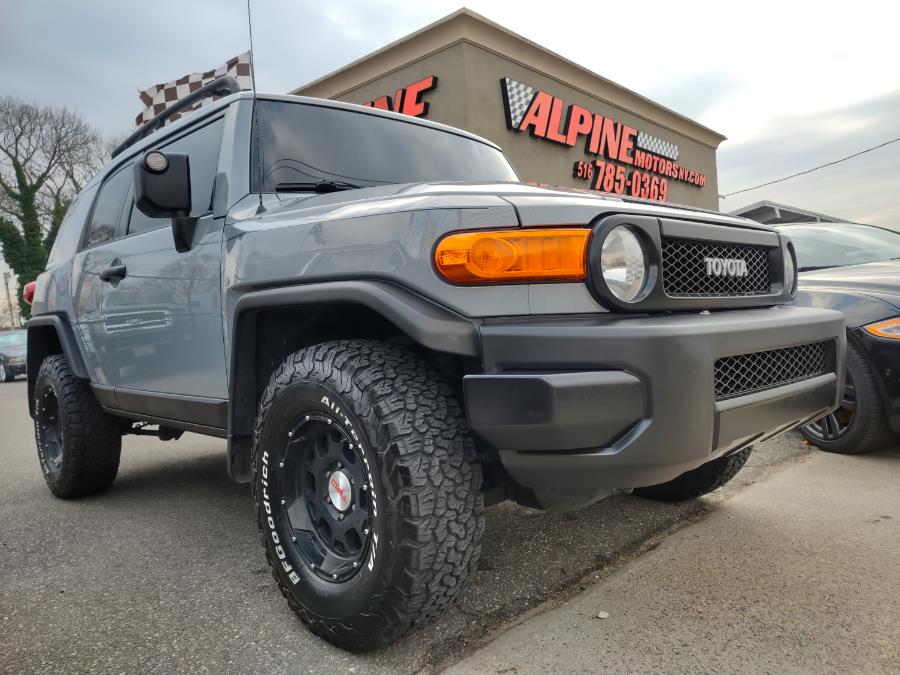2013 Toyota FJ Cruiser 4WD 4dr Auto Trail Teams Special Edition, available for sale in Wantagh, New York | Alpine Motors Inc. Wantagh, New York 2013 Toyota FJ Cruiser 4WD 4dr Auto Trail Teams Special Edition, available for sale in Wantagh, New York | Alpine Motors Inc. Wantagh, New York