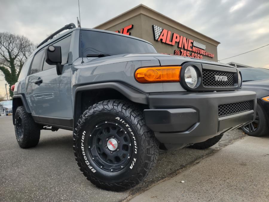 2013 Toyota FJ Cruiser 4WD 4dr Auto Trail Teams Special Edition, available for sale in Wantagh, New York | Alpine Motors Inc. Wantagh, New York 2013 Toyota FJ Cruiser 4WD 4dr Auto Trail Teams Special Edition, available for sale in Wantagh, New York | Alpine Motors Inc. Wantagh, New York