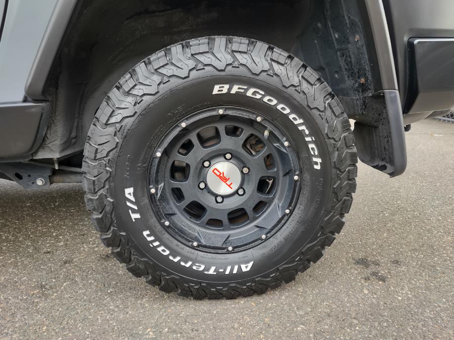 2013 Toyota FJ Cruiser 4WD 4dr Auto Trail Teams Special Edition, available for sale in Wantagh, New York | Alpine Motors Inc. Wantagh, New York 2013 Toyota FJ Cruiser 4WD 4dr Auto Trail Teams Special Edition, available for sale in Wantagh, New York | Alpine Motors Inc. Wantagh, New York