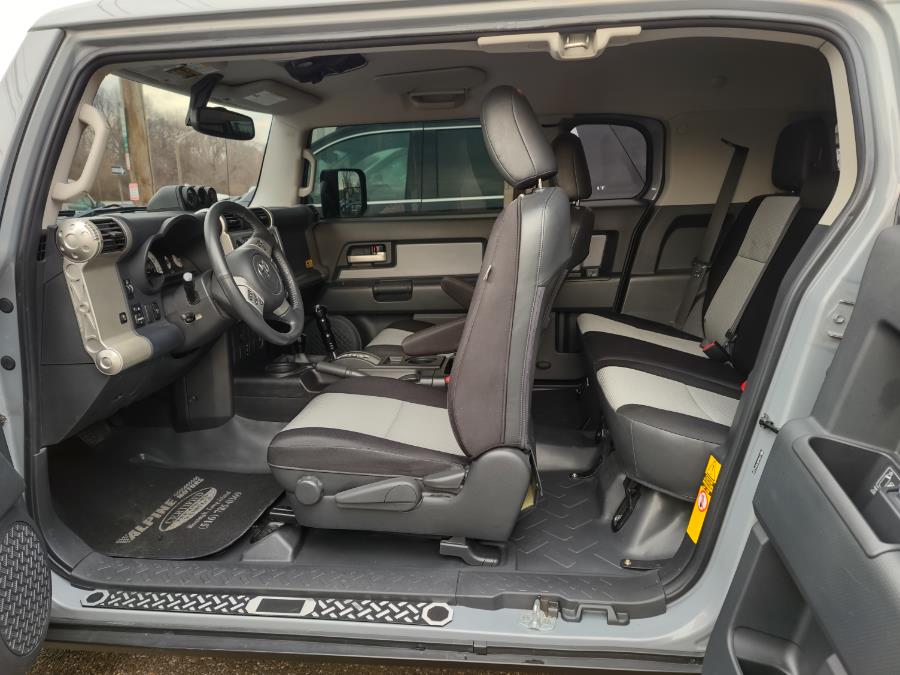 2013 Toyota FJ Cruiser 4WD 4dr Auto Trail Teams Special Edition, available for sale in Wantagh, New York | Alpine Motors Inc. Wantagh, New York 2013 Toyota FJ Cruiser 4WD 4dr Auto Trail Teams Special Edition, available for sale in Wantagh, New York | Alpine Motors Inc. Wantagh, New York