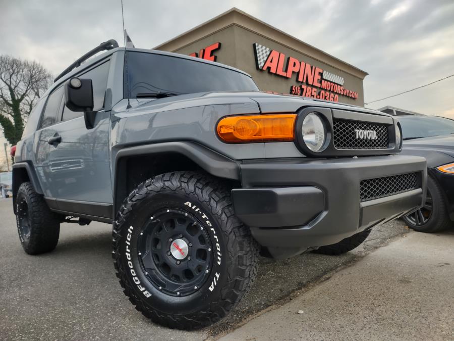 2013 Toyota FJ Cruiser 4WD 4dr Auto Trail Teams Special Edition, available for sale in Wantagh, New York | Alpine Motors Inc. Wantagh, New York 2013 Toyota FJ Cruiser 4WD 4dr Auto Trail Teams Special Edition, available for sale in Wantagh, New York | Alpine Motors Inc. Wantagh, New York