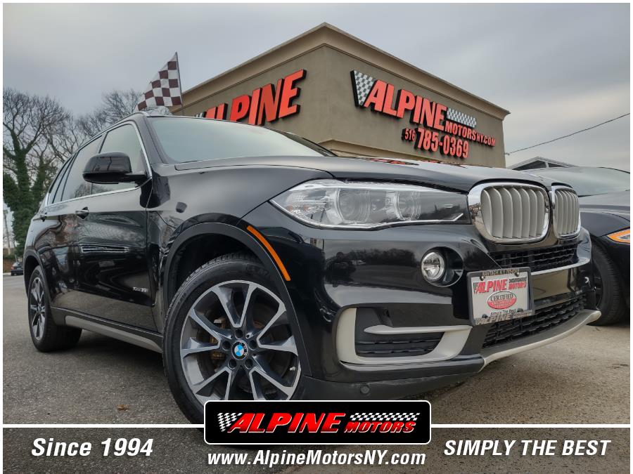 Used BMW X5 xDrive35i Sports Activity Vehicle 2017 | Alpine Motors Inc. Wantagh, New York