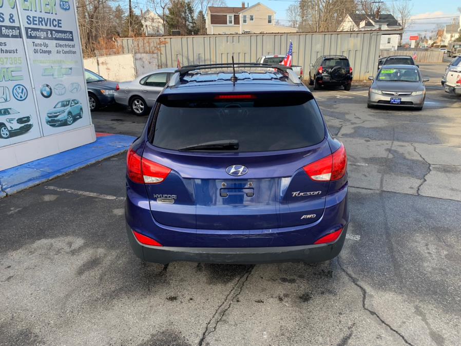 Used Hyundai Tucson AWD 4dr Auto Limited 2013 | Rt 138 Auto Center Inc . Taunton, Massachusetts Used Hyundai Tucson AWD 4dr Auto Limited 2013 | Rt 138 Auto Center Inc . Taunton, Massachusetts
