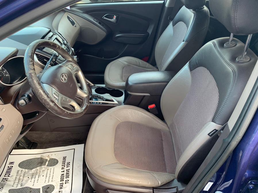Used Hyundai Tucson AWD 4dr Auto Limited 2013 | Rt 138 Auto Center Inc . Taunton, Massachusetts Used Hyundai Tucson AWD 4dr Auto Limited 2013 | Rt 138 Auto Center Inc . Taunton, Massachusetts