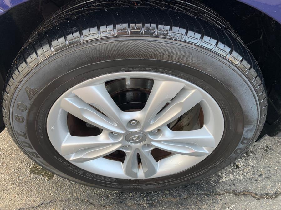 Used Hyundai Tucson AWD 4dr Auto Limited 2013 | Rt 138 Auto Center Inc . Taunton, Massachusetts Used Hyundai Tucson AWD 4dr Auto Limited 2013 | Rt 138 Auto Center Inc . Taunton, Massachusetts