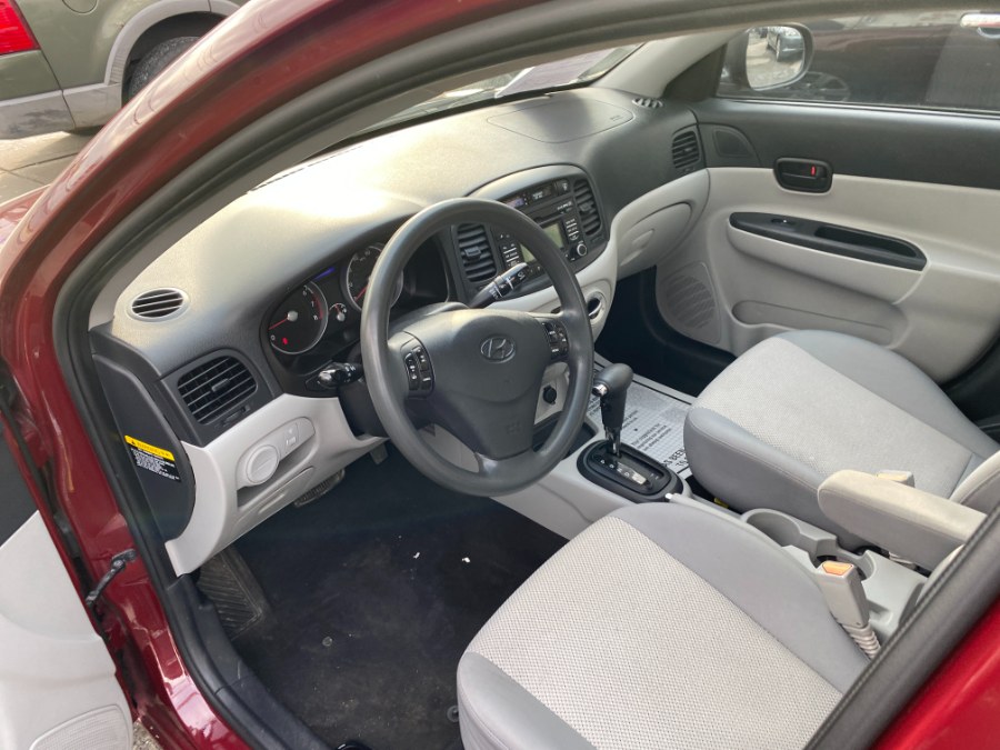 2010 Hyundai Accent 4dr Sdn Auto GLS, available for sale in Middle Village, New York | Middle Village Motors . Middle Village, New York 2010 Hyundai Accent 4dr Sdn Auto GLS, available for sale in Middle Village, New York | Middle Village Motors . Middle Village, New York