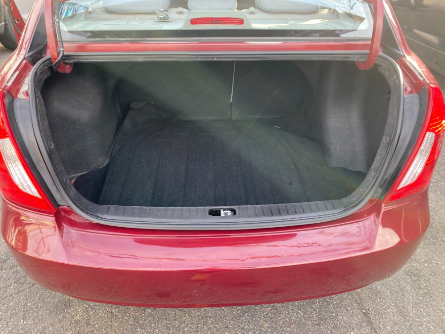 2010 Hyundai Accent 4dr Sdn Auto GLS, available for sale in Middle Village, New York | Middle Village Motors . Middle Village, New York 2010 Hyundai Accent 4dr Sdn Auto GLS, available for sale in Middle Village, New York | Middle Village Motors . Middle Village, New York