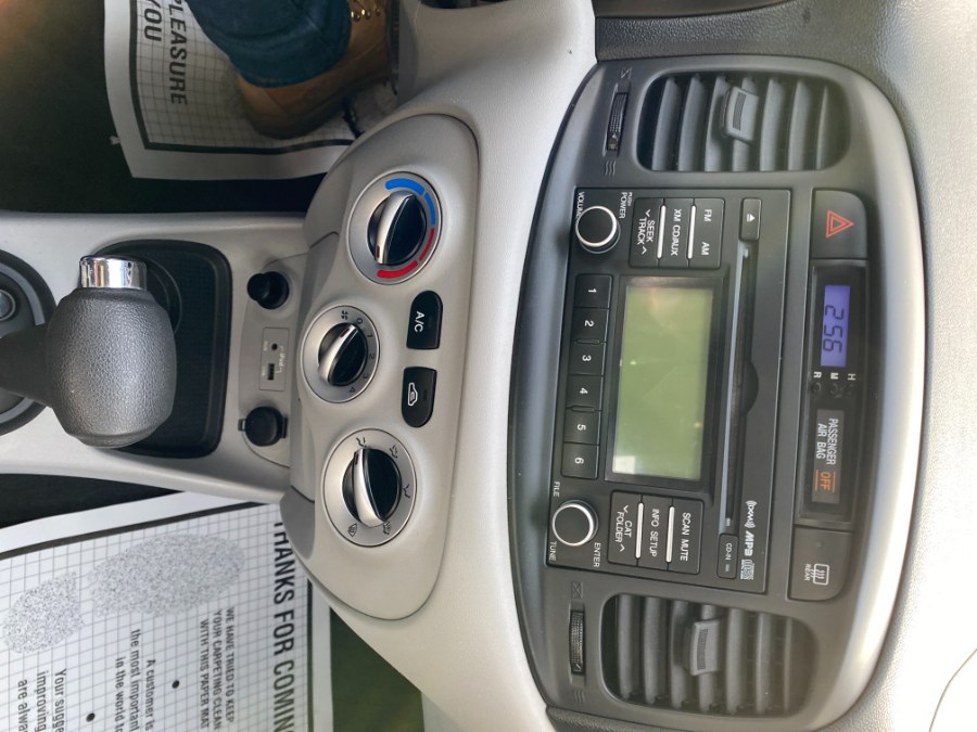 2010 Hyundai Accent 4dr Sdn Auto GLS, available for sale in Middle Village, New York | Middle Village Motors . Middle Village, New York 2010 Hyundai Accent 4dr Sdn Auto GLS, available for sale in Middle Village, New York | Middle Village Motors . Middle Village, New York