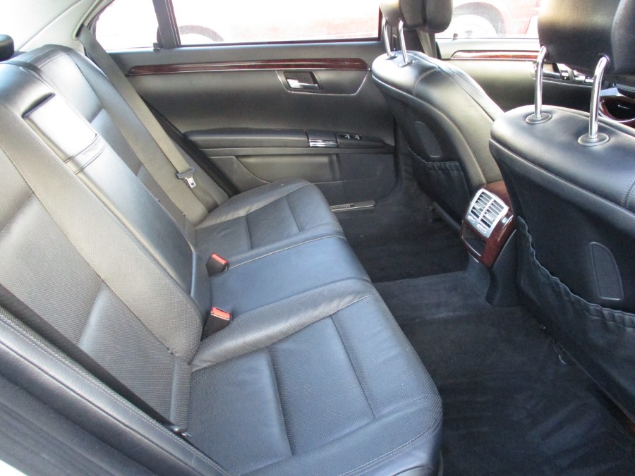 2013 Mercedes-Benz S-Class 4dr Sdn S550 4MATIC, available for sale in West Babylon, New York | New Gen Auto Group. West Babylon, New York 2013 Mercedes-Benz S-Class 4dr Sdn S550 4MATIC, available for sale in West Babylon, New York | New Gen Auto Group. West Babylon, New York