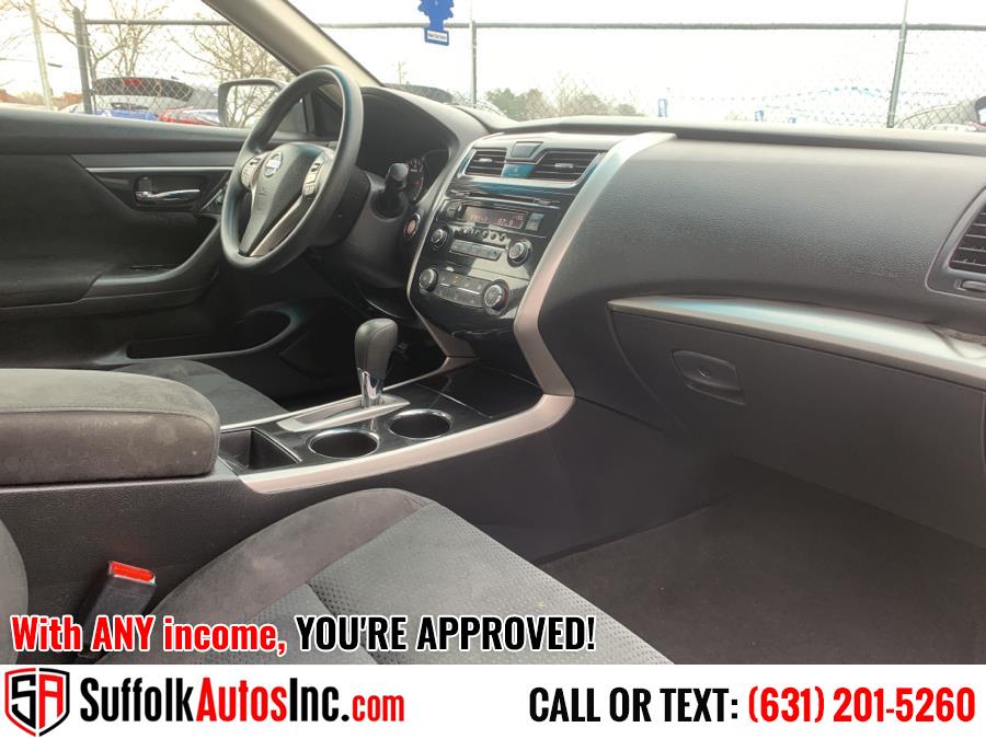 Used Nissan Altima 4dr Sdn I4 2.5 S 2014 | Suffolk Autos Inc. Medford, New York Used Nissan Altima 4dr Sdn I4 2.5 S 2014 | Suffolk Autos Inc. Medford, New York