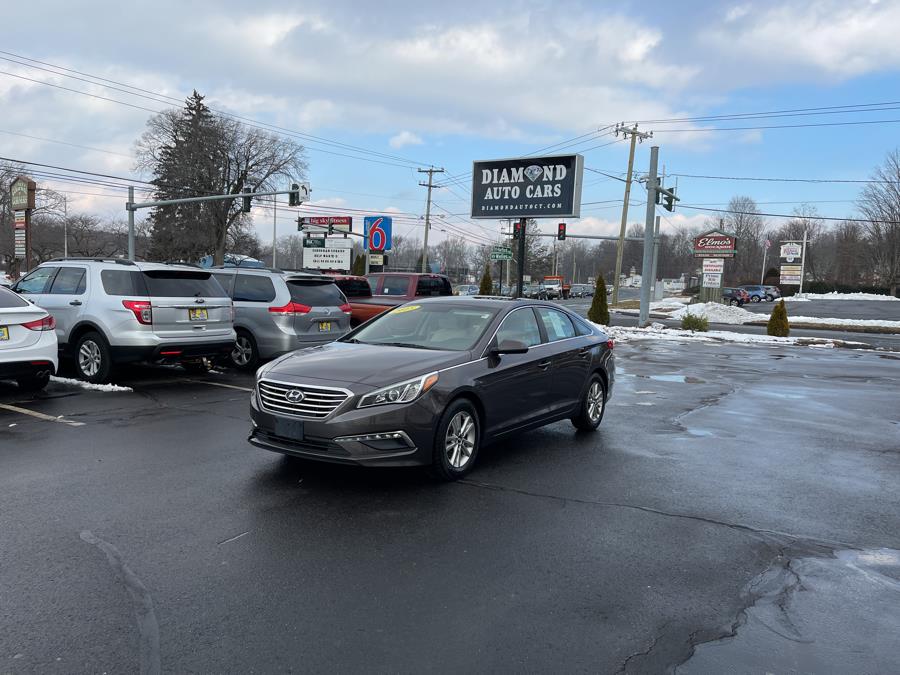 2015 Hyundai Sonata 4dr Sdn 2.4L SE, available for sale in Vernon, Connecticut | TD Automotive Enterprises LLC DBA Diamond Auto Cars. Vernon, Connecticut