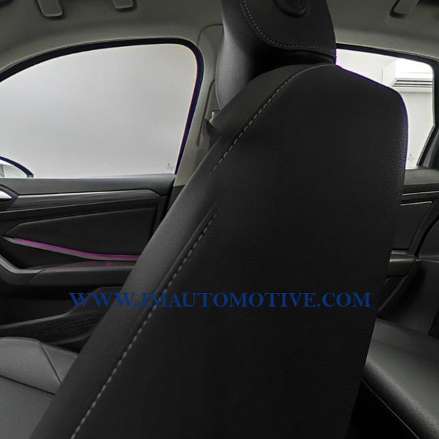 2019 Volkswagen Jetta SEL Auto w/SULEV, available for sale in Naugatuck, Connecticut | J&M Automotive Sls&Svc LLC. Naugatuck, Connecticut 2019 Volkswagen Jetta SEL Auto w/SULEV, available for sale in Naugatuck, Connecticut | J&M Automotive Sls&Svc LLC. Naugatuck, Connecticut