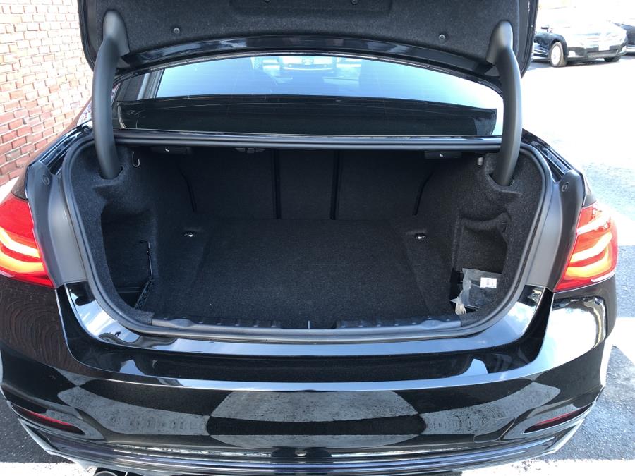 2018 BMW 3 Series 330i xDrive Sedan, available for sale in Waterbury, Connecticut | National Auto Brokers, Inc.. Waterbury, Connecticut 2018 BMW 3 Series 330i xDrive Sedan, available for sale in Waterbury, Connecticut | National Auto Brokers, Inc.. Waterbury, Connecticut