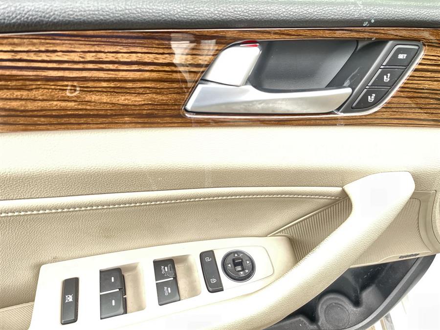 2016 Hyundai Sonata Hybrid 4dr Sdn Limited, available for sale in Stratford, Connecticut | Wiz Leasing Inc. Stratford, Connecticut 2016 Hyundai Sonata Hybrid 4dr Sdn Limited, available for sale in Stratford, Connecticut | Wiz Leasing Inc. Stratford, Connecticut