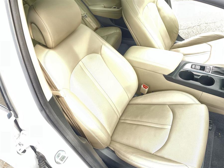 2016 Hyundai Sonata Hybrid 4dr Sdn Limited, available for sale in Stratford, Connecticut | Wiz Leasing Inc. Stratford, Connecticut 2016 Hyundai Sonata Hybrid 4dr Sdn Limited, available for sale in Stratford, Connecticut | Wiz Leasing Inc. Stratford, Connecticut