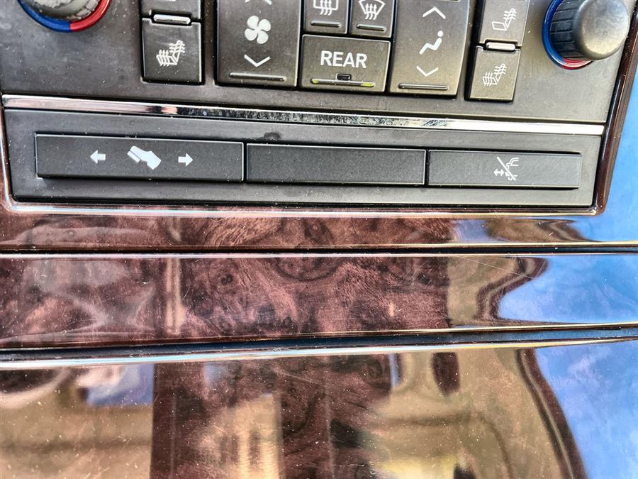 2010 Cadillac Escalade AWD 4dr Premium, available for sale in Stratford, Connecticut | Wiz Leasing Inc. Stratford, Connecticut 2010 Cadillac Escalade AWD 4dr Premium, available for sale in Stratford, Connecticut | Wiz Leasing Inc. Stratford, Connecticut