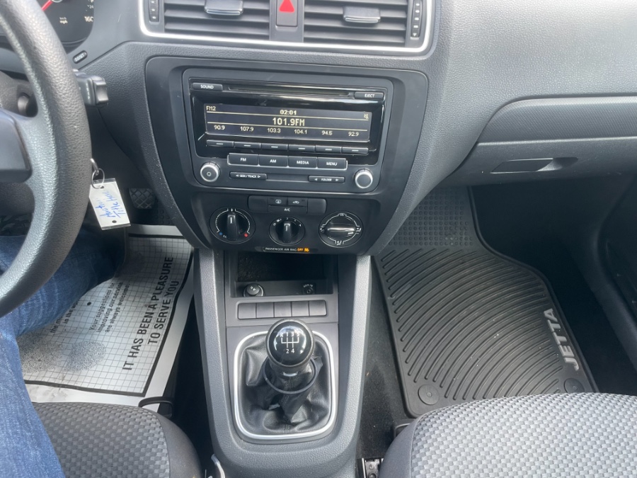 Used Volkswagen Jetta Sedan Base Manual 5spd 2013 | Auto Technic LLC. New Milford, Connecticut Used Volkswagen Jetta Sedan Base Manual 5spd 2013 | Auto Technic LLC. New Milford, Connecticut