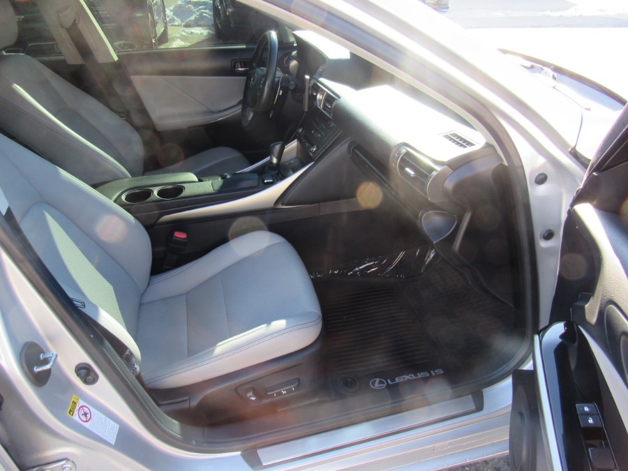 Used Lexus IS 250 Sport 2015 | Hilario's Auto Sales Inc.. Worcester, Massachusetts Used Lexus IS 250 Sport 2015 | Hilario's Auto Sales Inc.. Worcester, Massachusetts