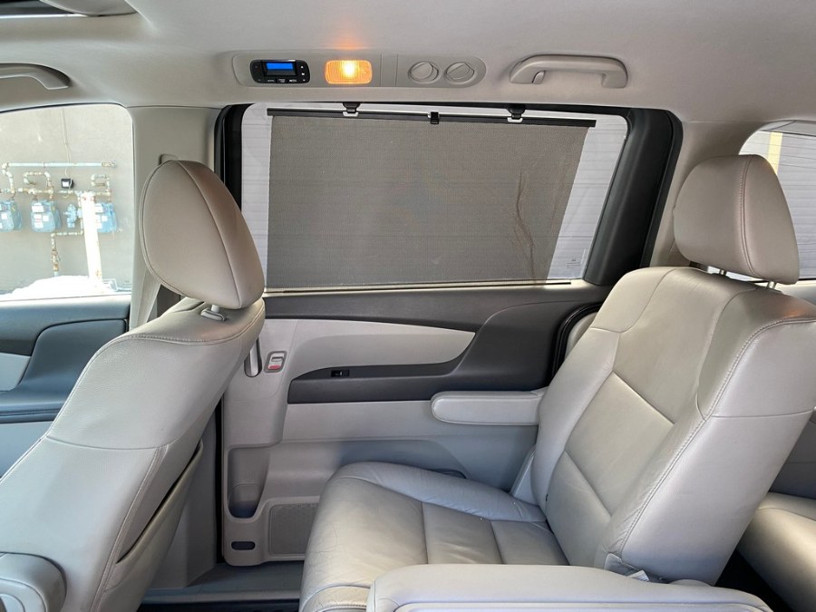 2012 Honda Odyssey 5dr EX-L w/Navi, available for sale in West Springfield, Massachusetts | Union Street Auto Sales. West Springfield, Massachusetts 2012 Honda Odyssey 5dr EX-L w/Navi, available for sale in West Springfield, Massachusetts | Union Street Auto Sales. West Springfield, Massachusetts