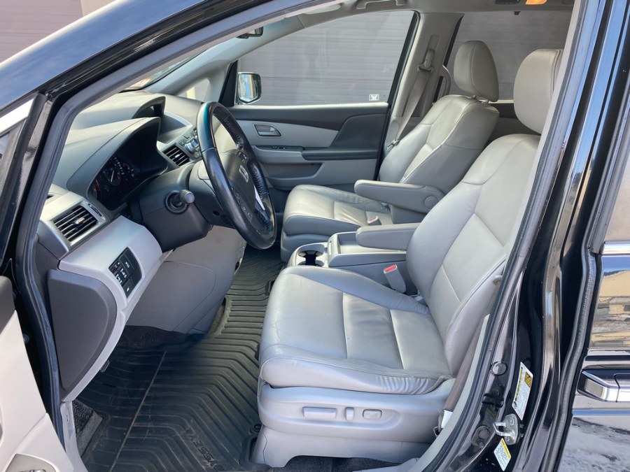 2012 Honda Odyssey 5dr EX-L w/Navi, available for sale in West Springfield, Massachusetts | Union Street Auto Sales. West Springfield, Massachusetts 2012 Honda Odyssey 5dr EX-L w/Navi, available for sale in West Springfield, Massachusetts | Union Street Auto Sales. West Springfield, Massachusetts