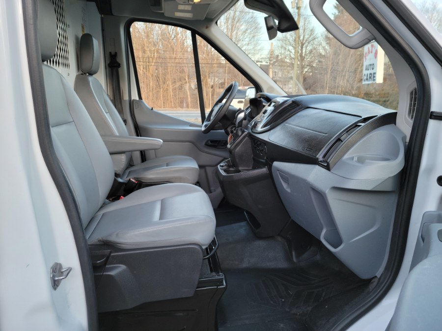 Used Ford Transit Van T-350 148" Med Rf 9500 GVWR Sliding RH Dr 2017 | Toro Auto. East Windsor, Connecticut Used Ford Transit Van T-350 148" Med Rf 9500 GVWR Sliding RH Dr 2017 | Toro Auto. East Windsor, Connecticut