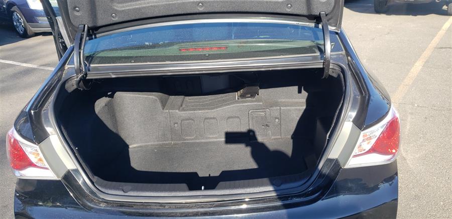 Used Hyundai Sonata 4dr Sdn 2.4L Auto Hybrid 2011 | Victoria Preowned Autos Inc. Little Ferry, New Jersey Used Hyundai Sonata 4dr Sdn 2.4L Auto Hybrid 2011 | Victoria Preowned Autos Inc. Little Ferry, New Jersey