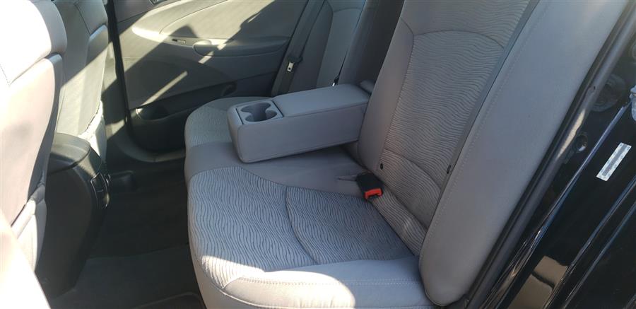 Used Hyundai Sonata 4dr Sdn 2.4L Auto Hybrid 2011 | Victoria Preowned Autos Inc. Little Ferry, New Jersey Used Hyundai Sonata 4dr Sdn 2.4L Auto Hybrid 2011 | Victoria Preowned Autos Inc. Little Ferry, New Jersey