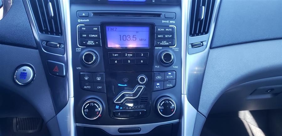 Used Hyundai Sonata 4dr Sdn 2.4L Auto Hybrid 2011 | Victoria Preowned Autos Inc. Little Ferry, New Jersey Used Hyundai Sonata 4dr Sdn 2.4L Auto Hybrid 2011 | Victoria Preowned Autos Inc. Little Ferry, New Jersey