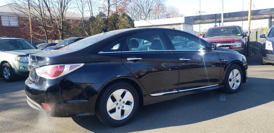 Used Hyundai Sonata 4dr Sdn 2.4L Auto Hybrid 2011 | Victoria Preowned Autos Inc. Little Ferry, New Jersey Used Hyundai Sonata 4dr Sdn 2.4L Auto Hybrid 2011 | Victoria Preowned Autos Inc. Little Ferry, New Jersey