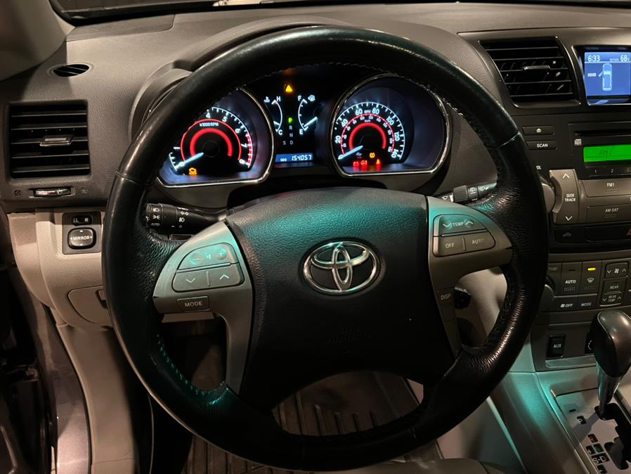 2010 Toyota Highlander 4WD 4dr V6 SE (Natl), available for sale in West Hartford, Connecticut | AutoMax. West Hartford, Connecticut 2010 Toyota Highlander 4WD 4dr V6 SE (Natl), available for sale in West Hartford, Connecticut | AutoMax. West Hartford, Connecticut