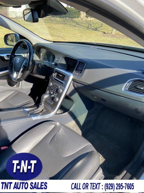 Used Volvo S60 4dr Sdn T5 Premier AWD 2015 | TNT Auto Sales USA inc. Bronx, New York