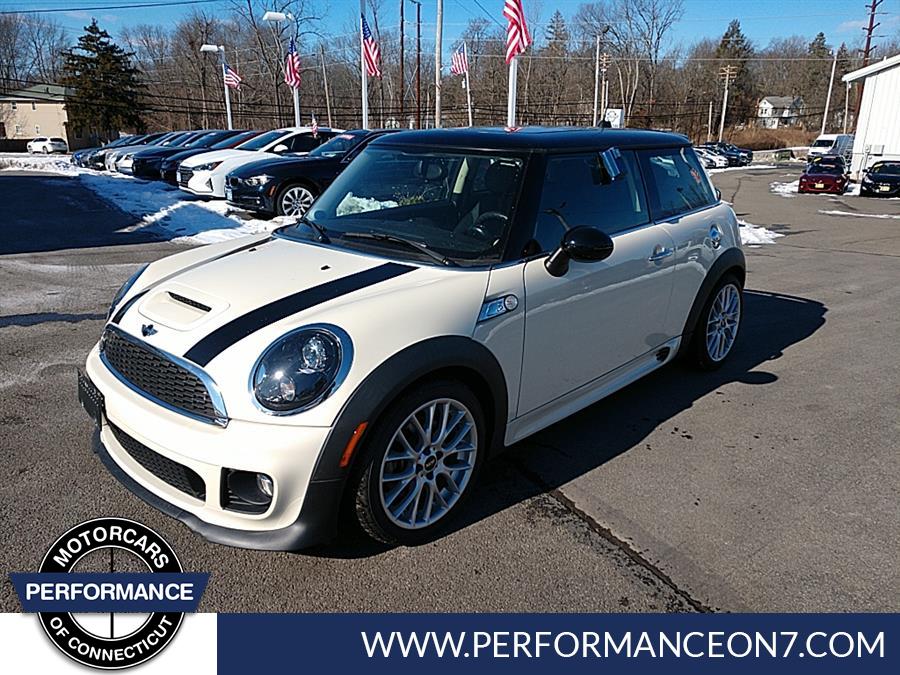 2013 MINI Cooper Hardtop 2dr Cpe S, available for sale in Wilton, Connecticut | Performance Motor Cars Of Connecticut LLC. Wilton, Connecticut 2013 MINI Cooper Hardtop 2dr Cpe S, available for sale in Wilton, Connecticut | Performance Motor Cars Of Connecticut LLC. Wilton, Connecticut