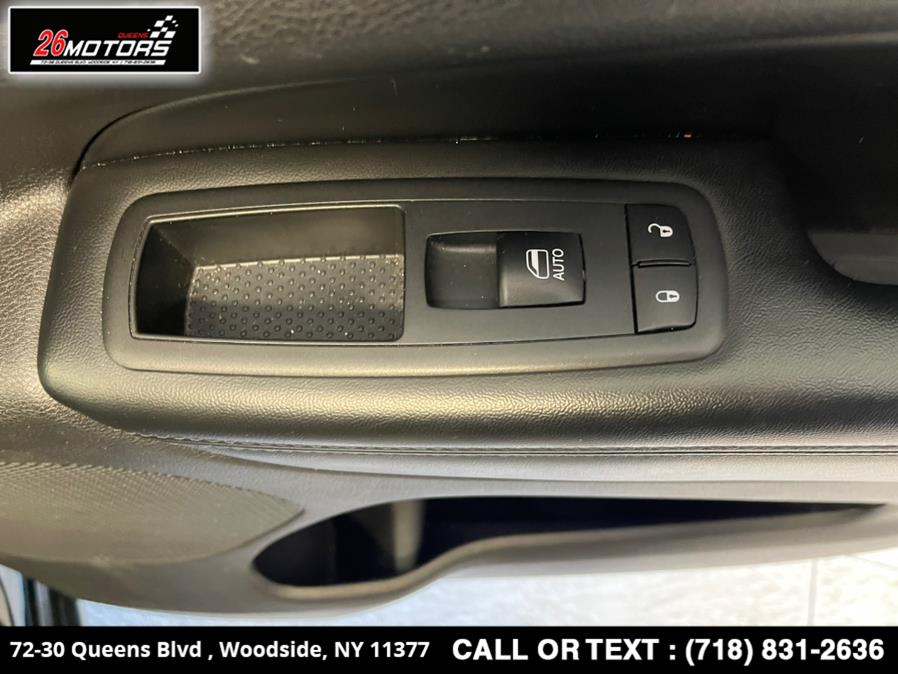 2018 Jeep Grand Cherokee Laredo 4x4, available for sale in Woodside, New York | 26 Motors Queens. Woodside, New York 2018 Jeep Grand Cherokee Laredo 4x4, available for sale in Woodside, New York | 26 Motors Queens. Woodside, New York