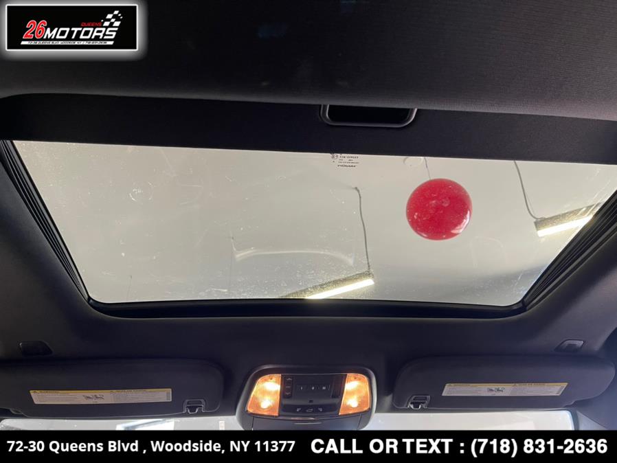 2018 Jeep Grand Cherokee Laredo 4x4, available for sale in Woodside, New York | 26 Motors Queens. Woodside, New York 2018 Jeep Grand Cherokee Laredo 4x4, available for sale in Woodside, New York | 26 Motors Queens. Woodside, New York