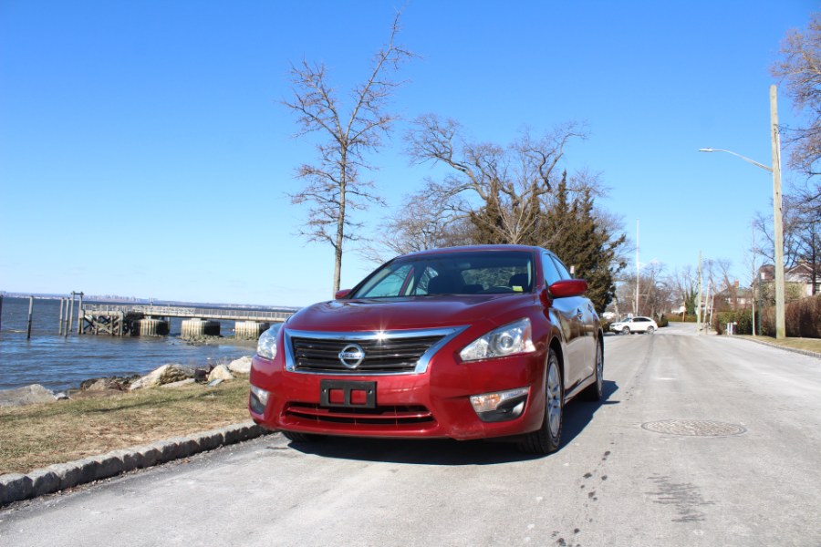 2014 Nissan Altima 4dr Sdn I4 2.5 S, available for sale in Great Neck, New York | Great Neck Car Buyers & Sellers. Great Neck, New York 2014 Nissan Altima 4dr Sdn I4 2.5 S, available for sale in Great Neck, New York | Great Neck Car Buyers & Sellers. Great Neck, New York
